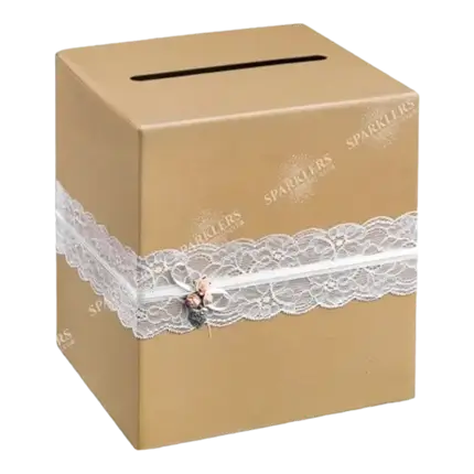 Urne af kraftpapir med hvide blonder