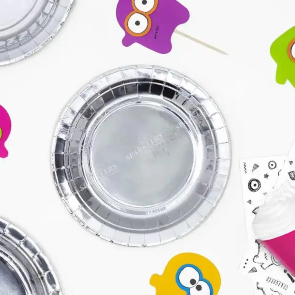 Rund paptallerken sølv ø18cm (sæt med 6 stk.)