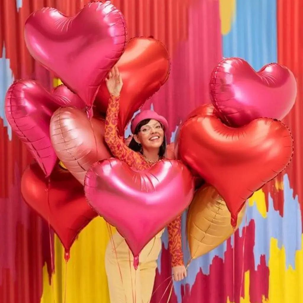 Red Heart Satin Folieballon - 75x64,5cm