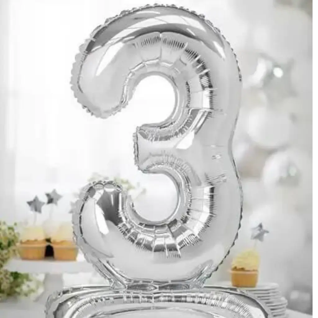 Nummer 3 fødselsdagsballon + Sølvstativ 70cm