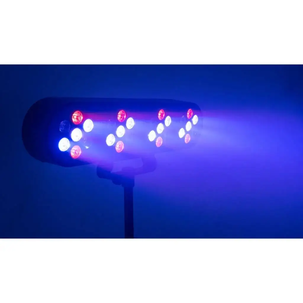 Lyseffekt på en 4 PAR LED-stativ med fjernbetjening
