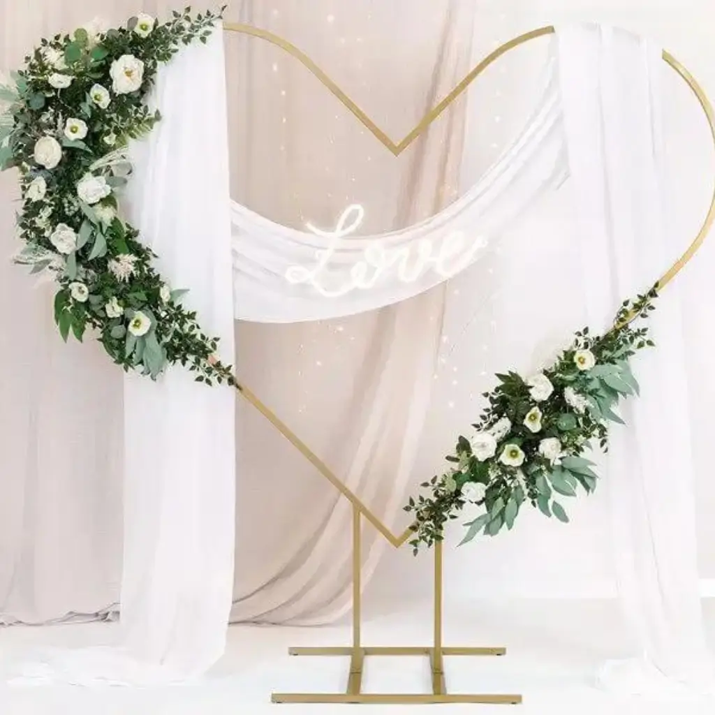 Hjerteformet ballonbue guld ø 2m 