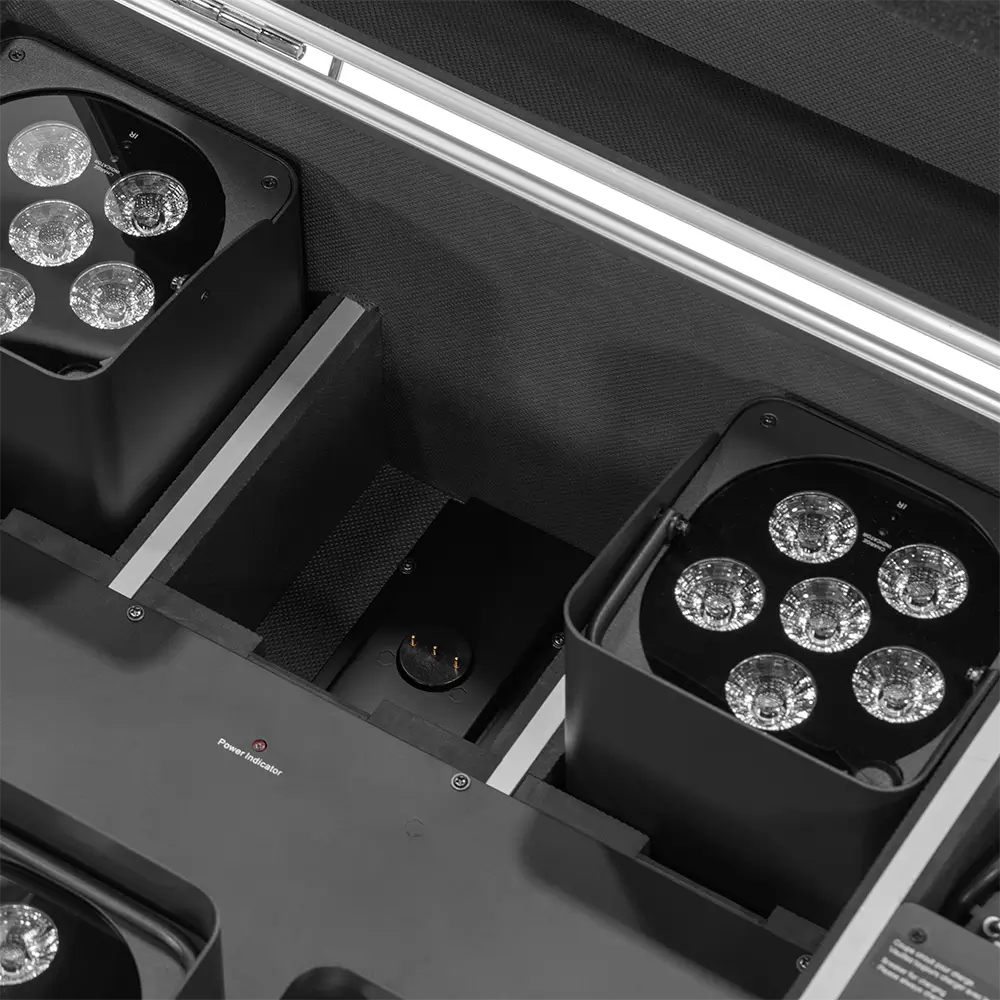 LED-projektører "IZY Glow Set" Mac Mah – 6×15W RGBWA-UV, trådløs DMX, genopladelige