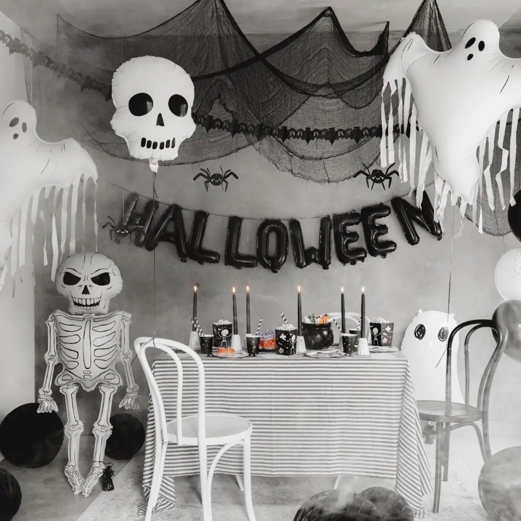 Aluminiumsballon »Fantôme« med frynser, 93 x 86 cm – Halloween-dekoration